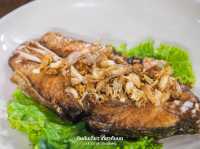 ร้านมิชลินไกด์ ภูเก็ต 4 ปีซ้อน ร้านน้ำย้อย