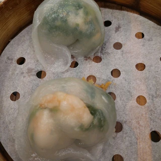 假日聯盛宴飲茶   點心種類頗多環境舒適