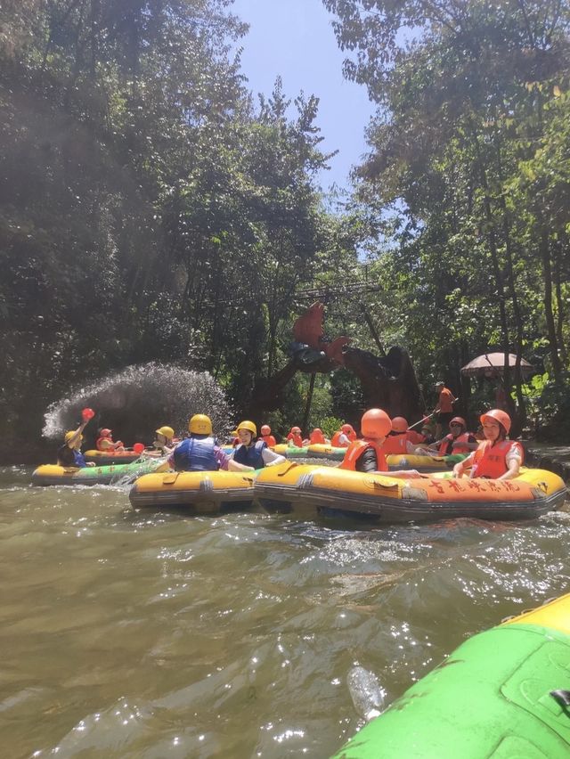 🎢超刺激嘅天然漂流💦