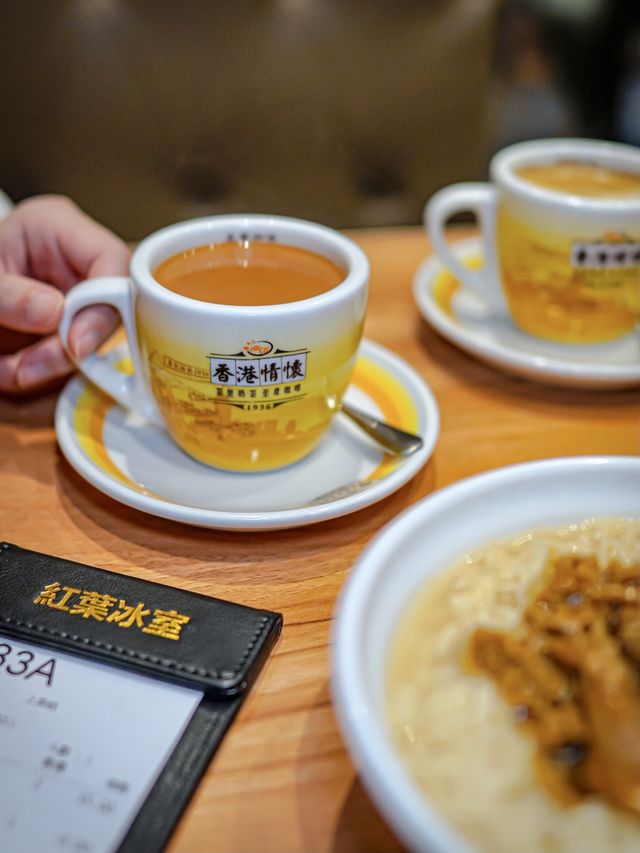 沙嗲牛麵要一試，菠蘿包要食一次