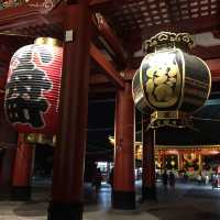 Sensoji Temple (วัดอาซากุสะ)