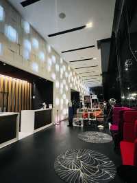 Queer, Quirky Quincy Hotel