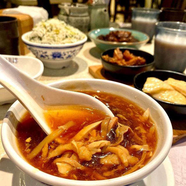 [上海弄堂菜肉餛飩］- 味濃上海菜😀