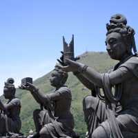 The Tian Tan Buddha Statue