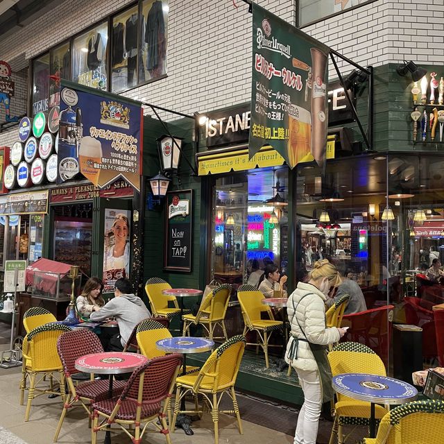 見て、食べて楽しい大須商店街
