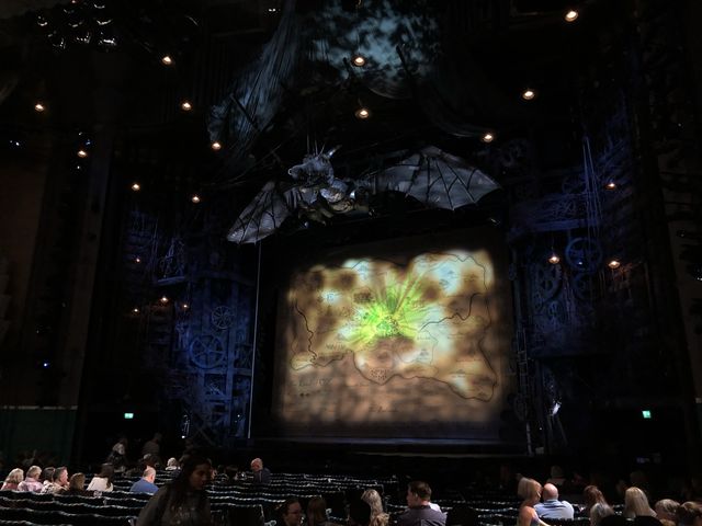 뮤지컬 위키드의 고향, 아폴로 빅토리아 극장🎭
