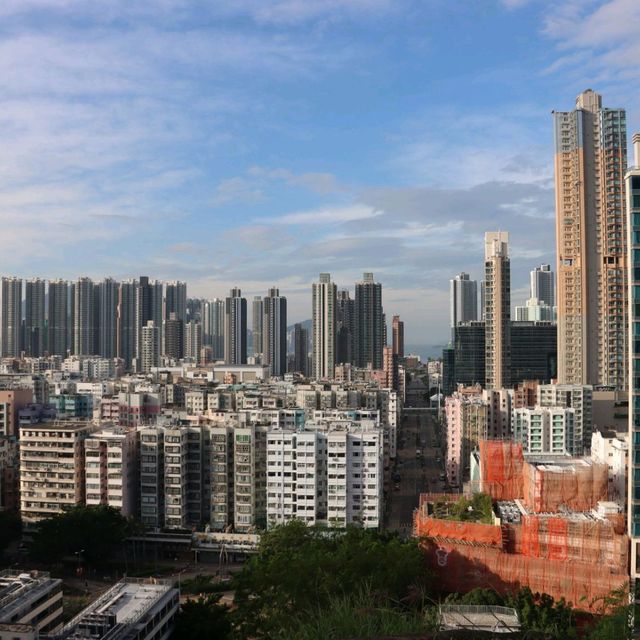 嘉頓見！ 嘉頓山頂，換個角度，遠眺望深水埗~