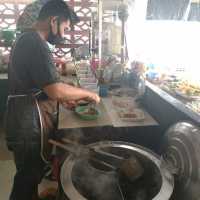 ร้านก๋วยเตี๋ยวเนื้อน้ำแดงสูตรโบราณลุงพร