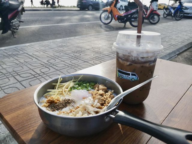 outdoor coffee คาเฟ่ริมทะเล