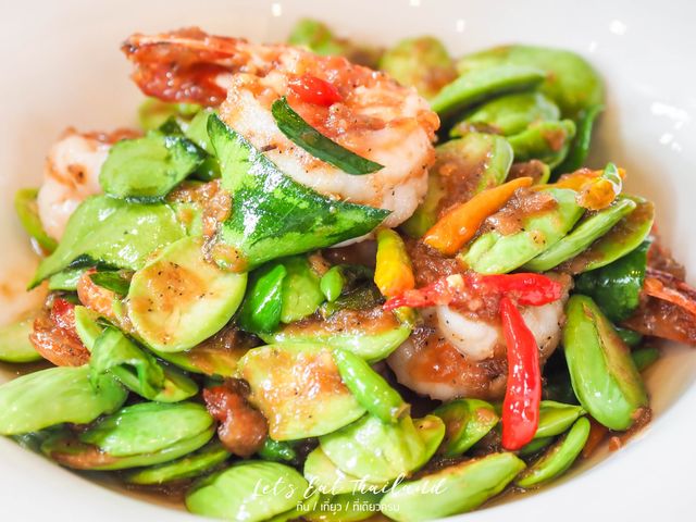 บ้านคุณหญิง (Chez Khun Ying) บ่อผุด