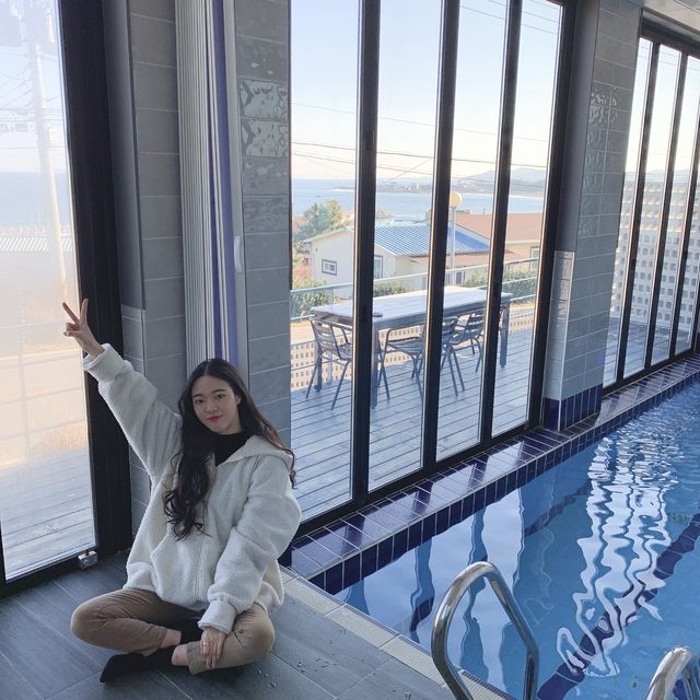 합리적인 가격의 오션뷰 풀빌라를 찾는다면? 포항 ‘풀빌라 1박2일’