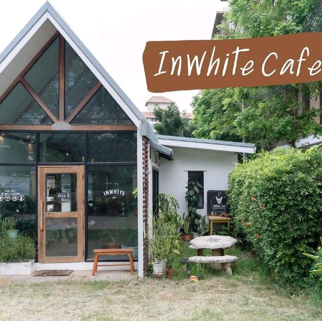 InWhite Cafe 🐶