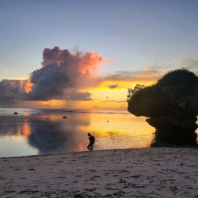 Mushroom rock Hilaan Beach 