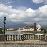 Las Casas Filipinas de Acuzar