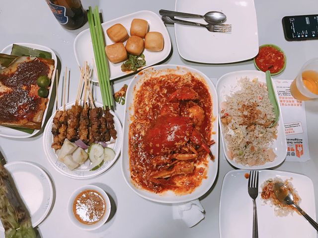 가벼운 주머니지만 두둑하게 배불리 먹을수 있는 newton food centre