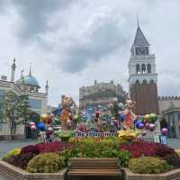 Amazing Trip to “Everland”, theme park