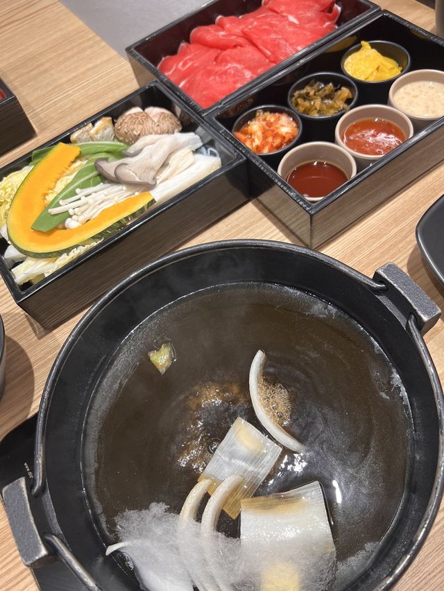韓国/ソウル【高速ターミナル】オープン前から並ぶ！すき焼き風しゃぶしゃぶのお店🧡
