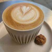 THE BEST OAT MILK LATTE IN HONG KONG?! 