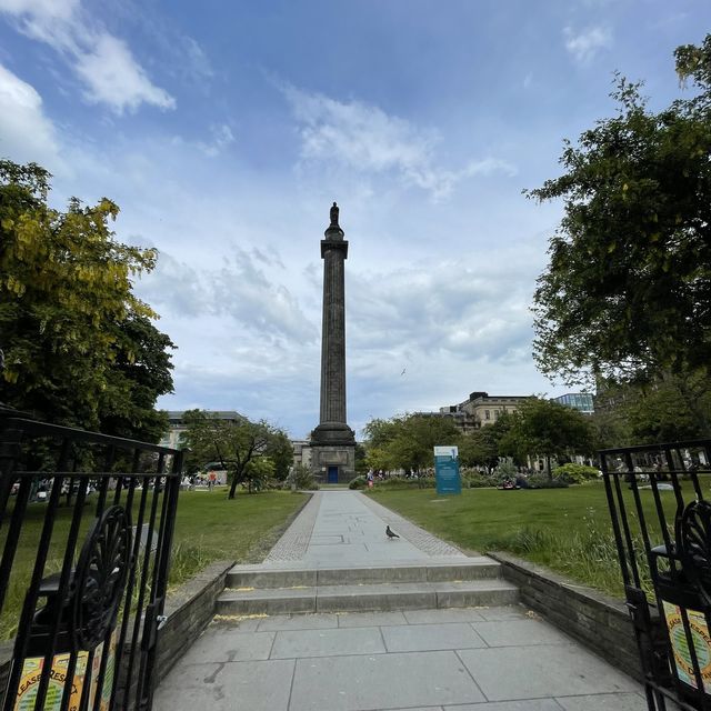 Many Sites of Edinburgh 