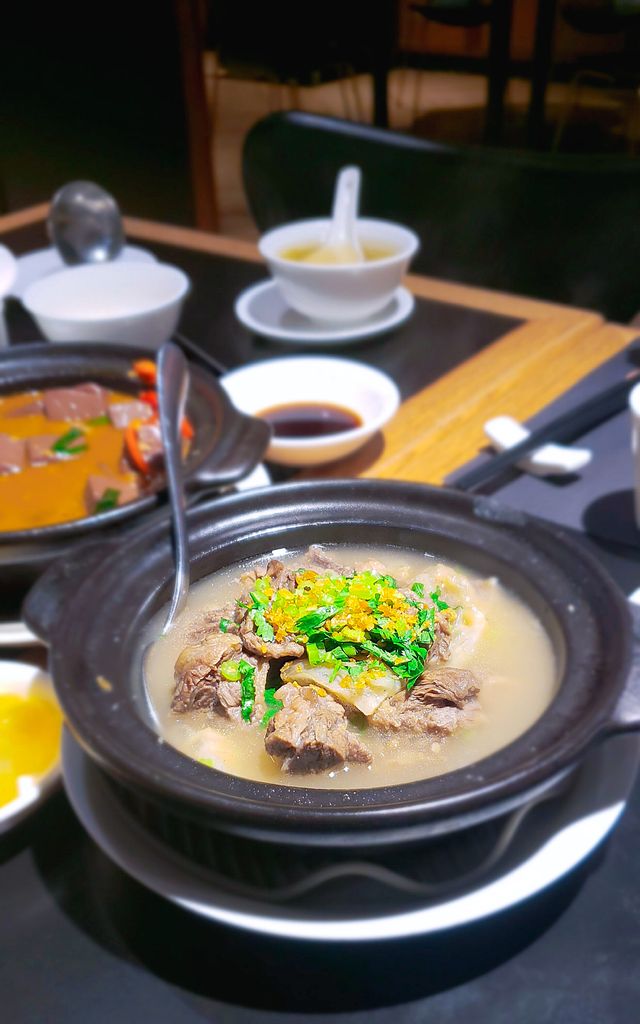 東涌新凈高水準中菜餐廳