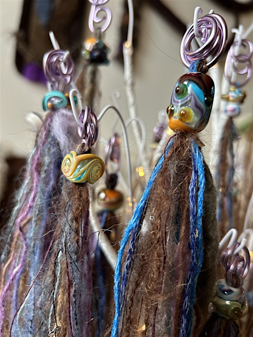 Create Mammoth Tails at 618 ARTlington Studios: Yarn and Lampwork Glass | ARTlington Studios at 618 Arlington St
