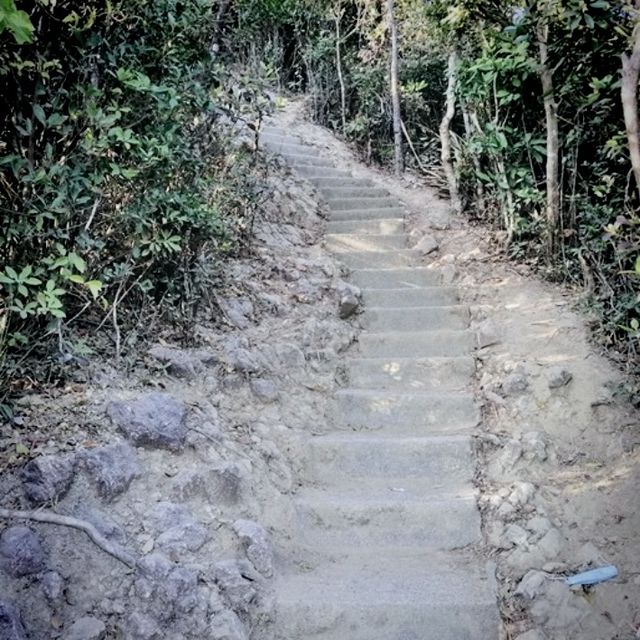 西高山