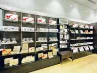 Raw handcrafted chocolate from Switzerland