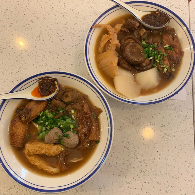 銅鑼灣超抵食車仔麵店🍜懷舊屋邨裝修風格🪑🚪