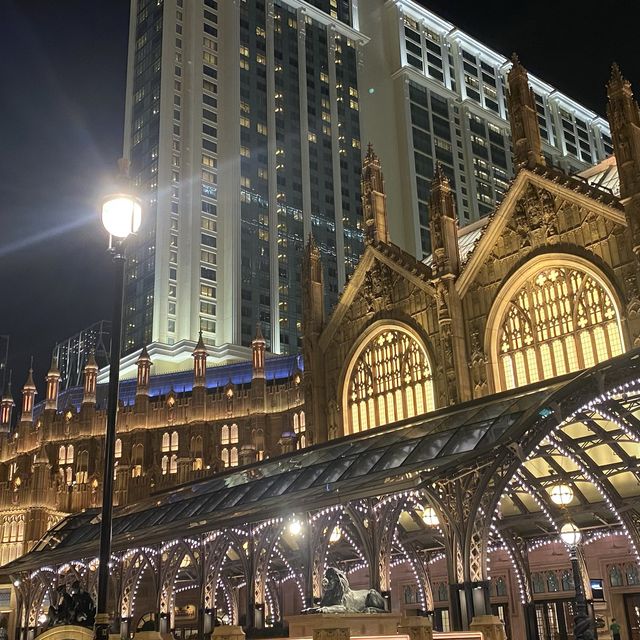 The Londoner Macau night view 