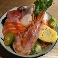 來到『初鰻』彷彿置身日本居酒屋