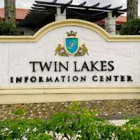 TWIN LAKES: AMAZING VIEW