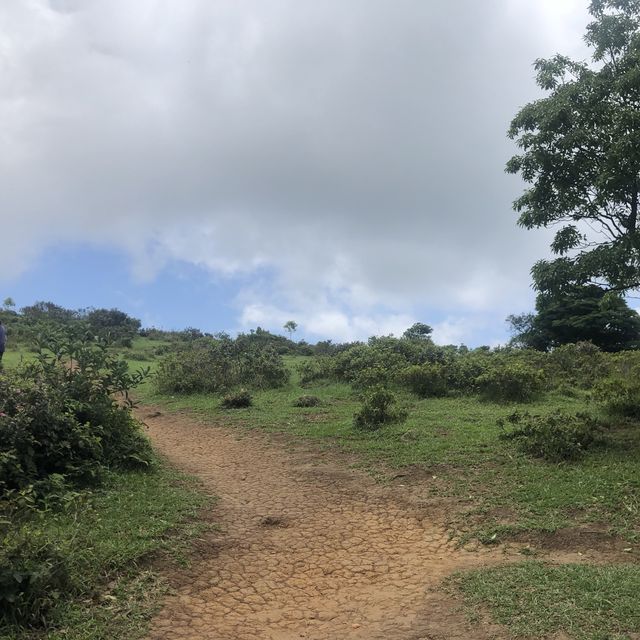 昂坪平原俯瞰整個西貢景色