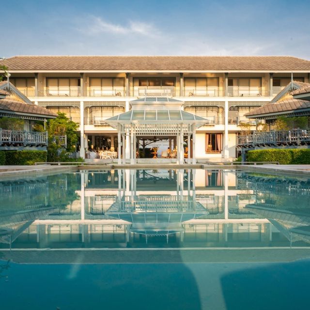 DEVASOM HUA HIN RESORT รุ่งสางทะเลตะวันออก