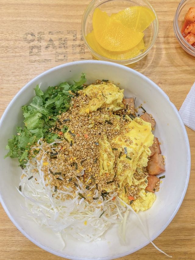 혼밥하기 좋은 가심비 분식맛집 얌샘김밥