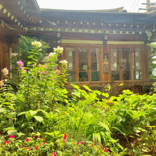 [🇰🇷, 서울] 북촌한옥마을 분위기 맛집 카페, 차마시는뜰 🍵🫖