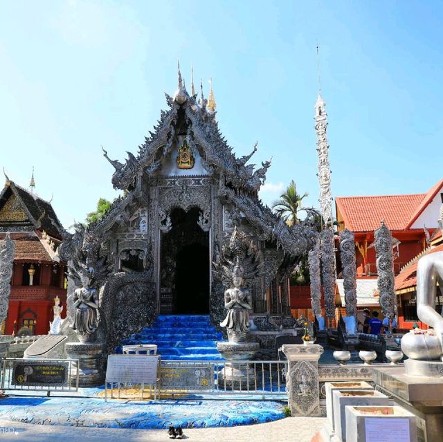 วัดศรีสุพรรณ เชียงใหม่ 
อุโบสถเงินแห่งแรกของ
