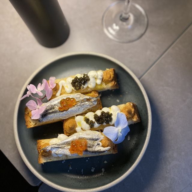 desire bar & restaurant
