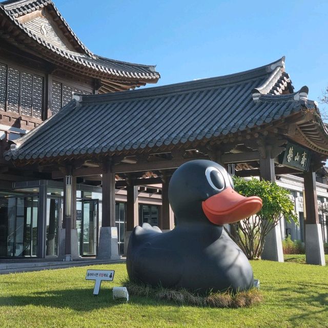 영산재 호텔 외관 및 로비라운지