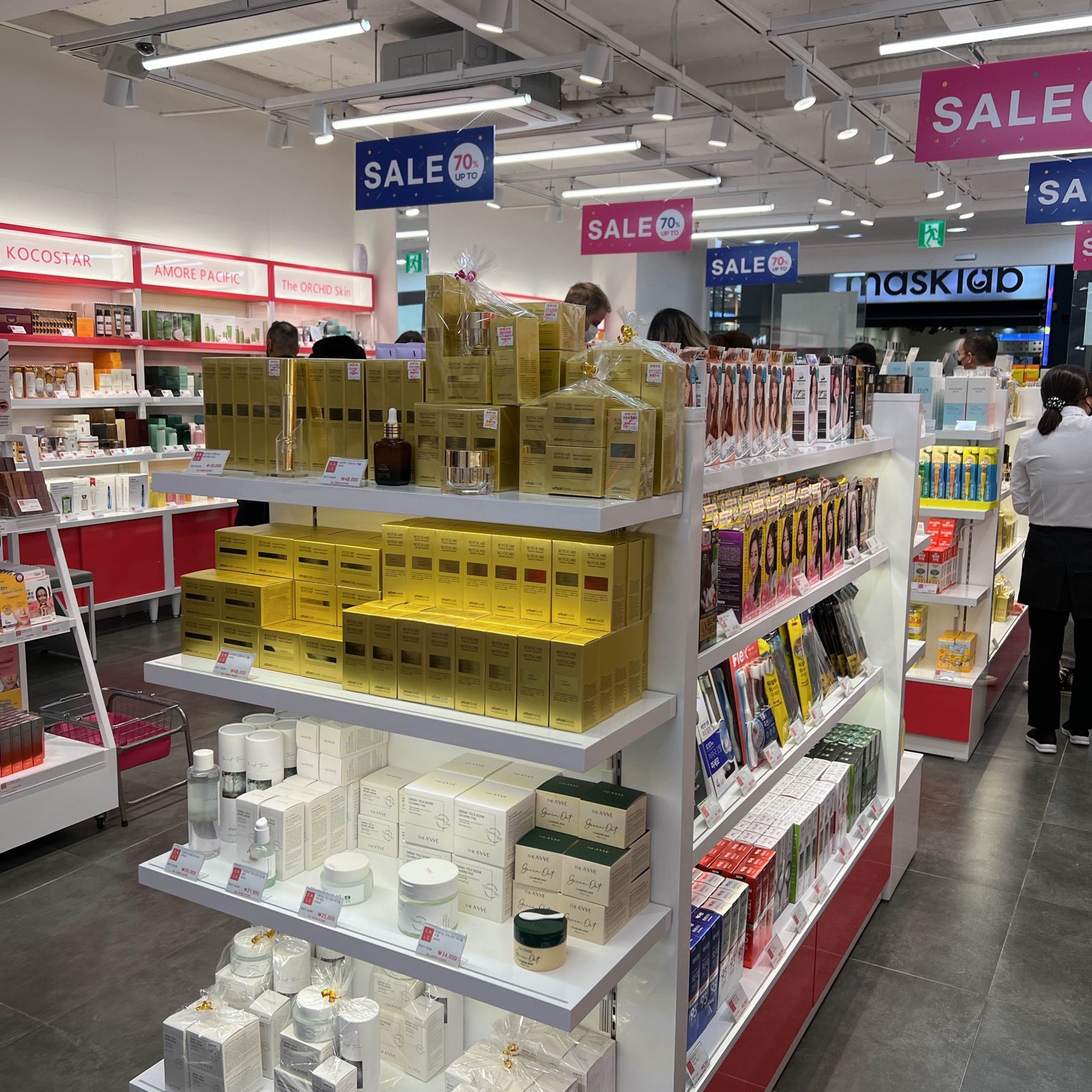 韓国/ソウル【明洞】種類豊富♡韓国コスメ格安ショップ💄 | Trip.com