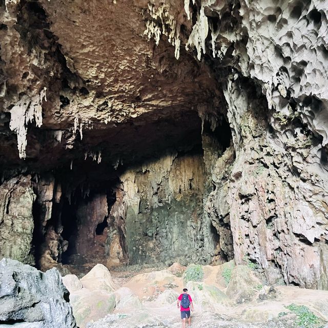 🧗‍♀️Caving for the extreme sport enthusiasts