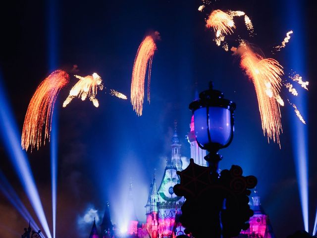 Fireworks at Shanghai Disneyland🏰🎊🎇
