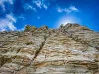 Beijing Hiking | Exploring the Dragon Palace Mountain Stone Array and Discovering the Thousand-Year Flower Tower.