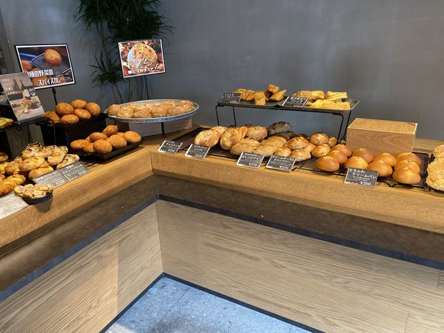 キャナルシティ近く。明太フランスの名店フルフル