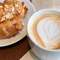 ร้านกาแฟและบาร์เหล้า