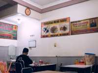 【インドネシア】辛いナシゴレンが食べられるローカルレストラン