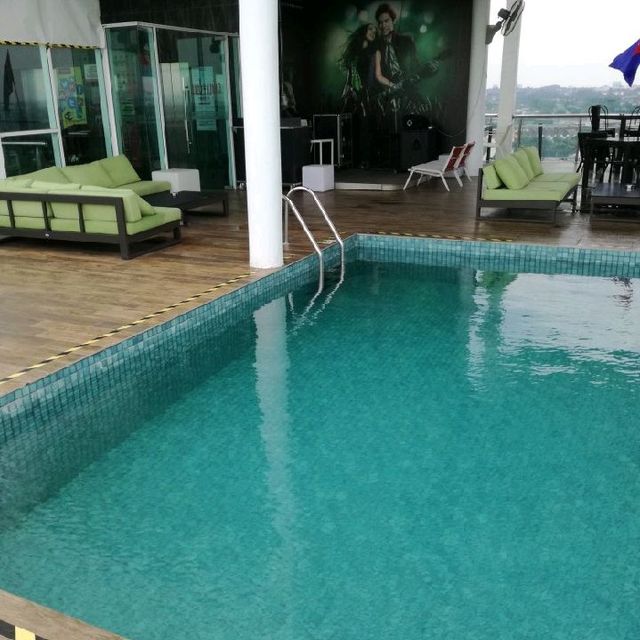 Sky Glass Walk, Amerin Hotel Johor Bahru