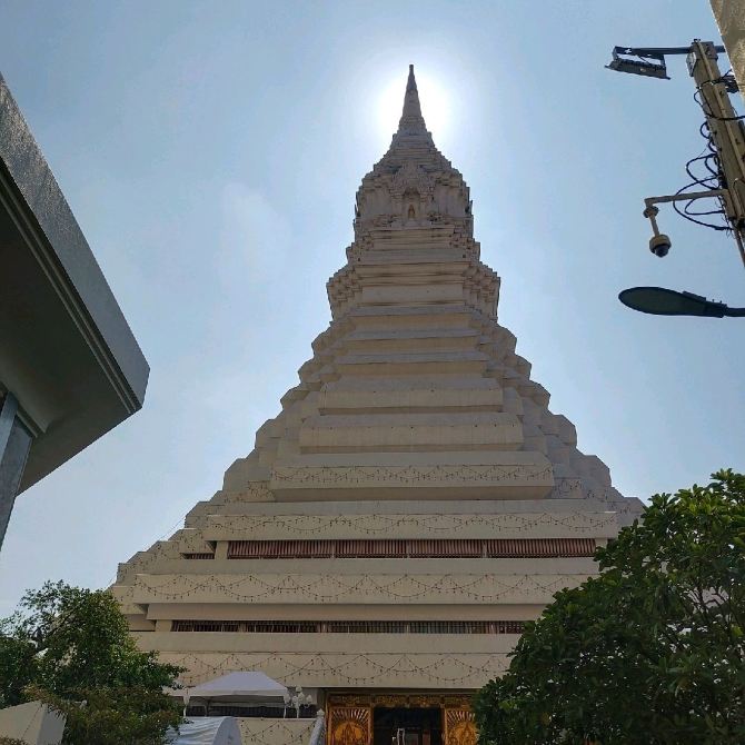 A must visit in Bangkok - Wat Paknam