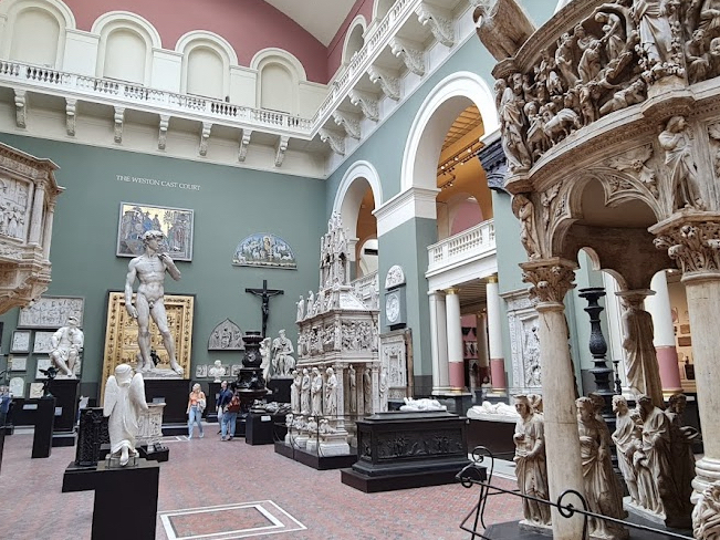 Va Victoria Albert Museum  Museums London — FREE resource of all 200  museums in London.