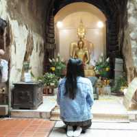 วัดอุโมงค์ Chiang Mai