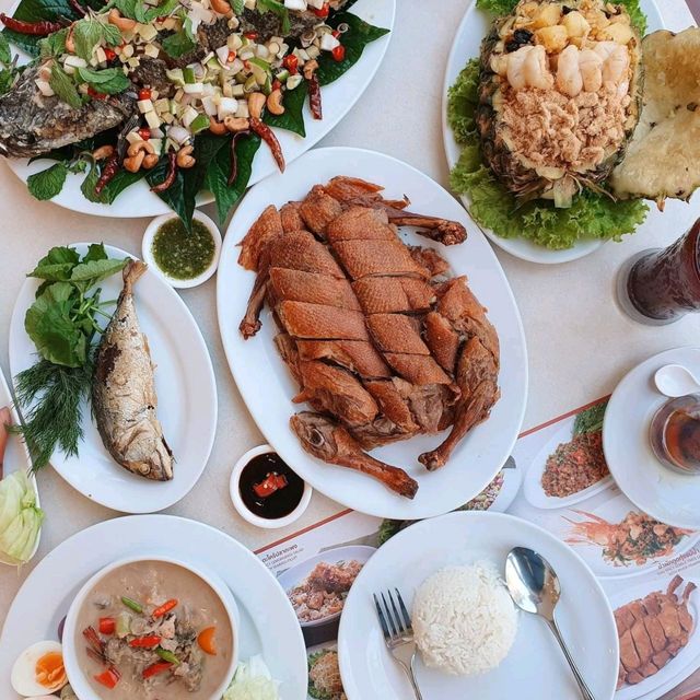 ร้านบ้านรับรอง อาหารอร่อย ซอย ศรีนครินทร์ 55